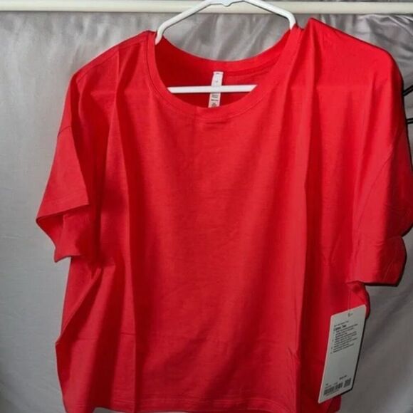 lululemon athletica Tops - LULULEMON Cates Tee Crop Love Red Size 8  NWT Cotton Pima GORGEOUS NWT